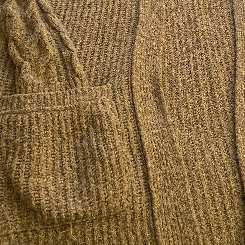 Sweater - Picture 5 of 5